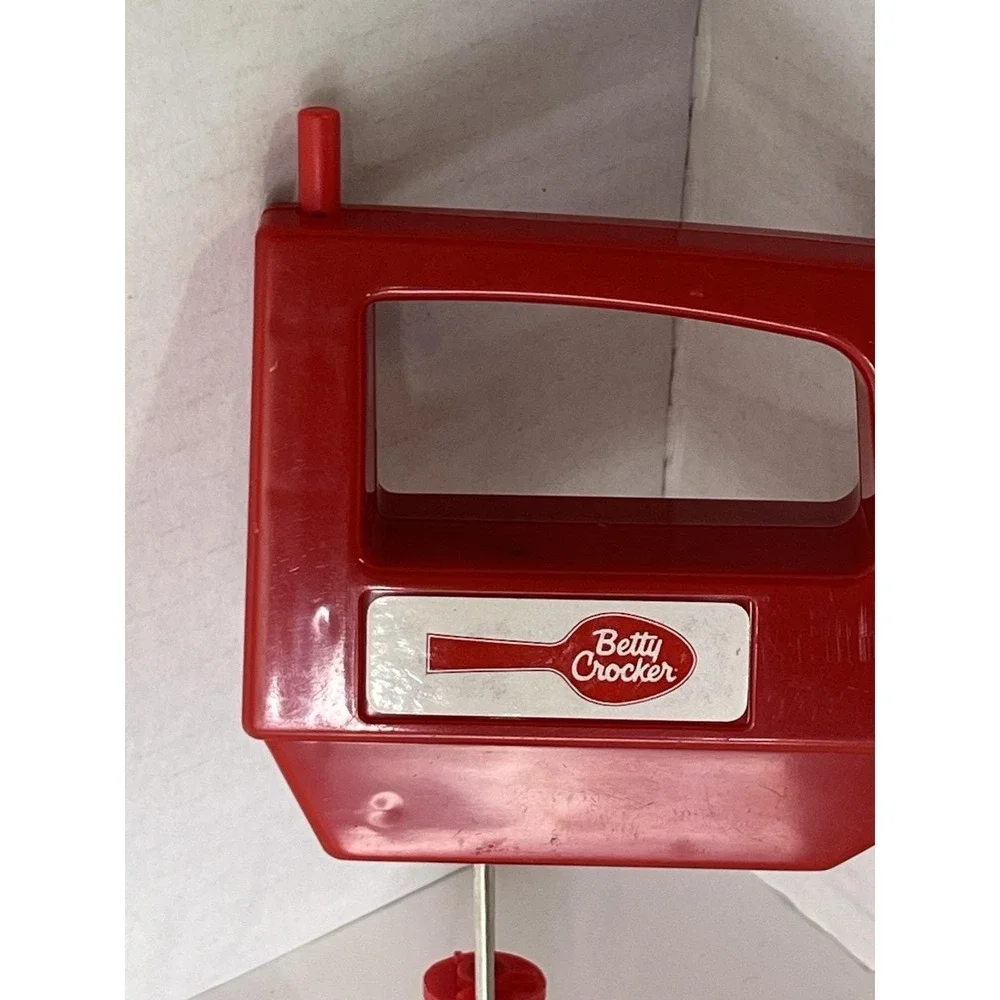 Kid's Size‎ VINTAGE Betty Crocker Toy Hand Mixer Tootsietoy